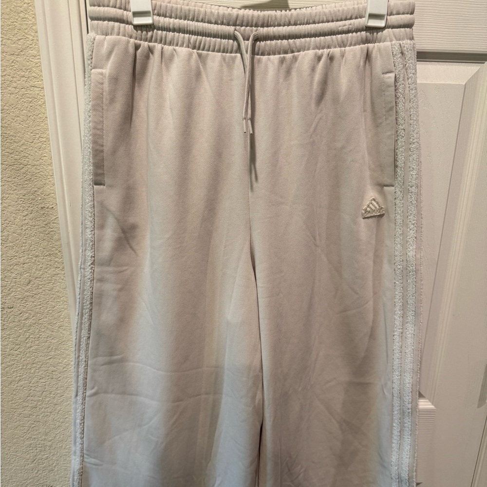 Adidas Women’s Coze 3D Light Gray Pants -NWT- XL